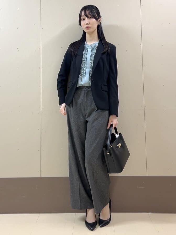 sechiさんの「UNTITLED｜【洗えるスーツ／ストレッチ】ウール混ジャージ テーラードジャケット」を使ったコーディネート