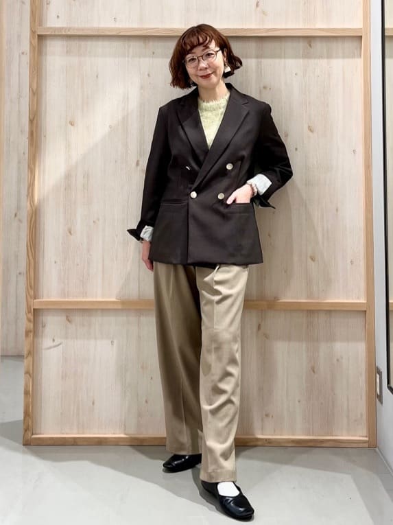 nakoさんの「THE SHOP TK｜【今羽織るなら】ダブルブレストジャケット【セットアップ可/洗える】」を使ったコーディネート