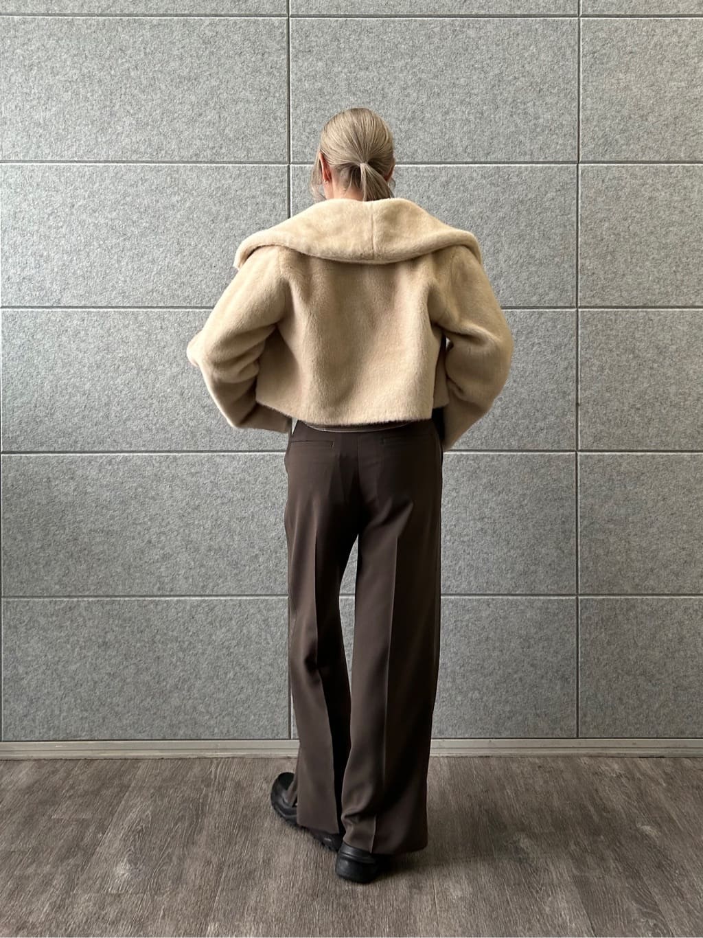 honoka Aさんの「CODE A｜velour square puff top」を使ったコーディネート