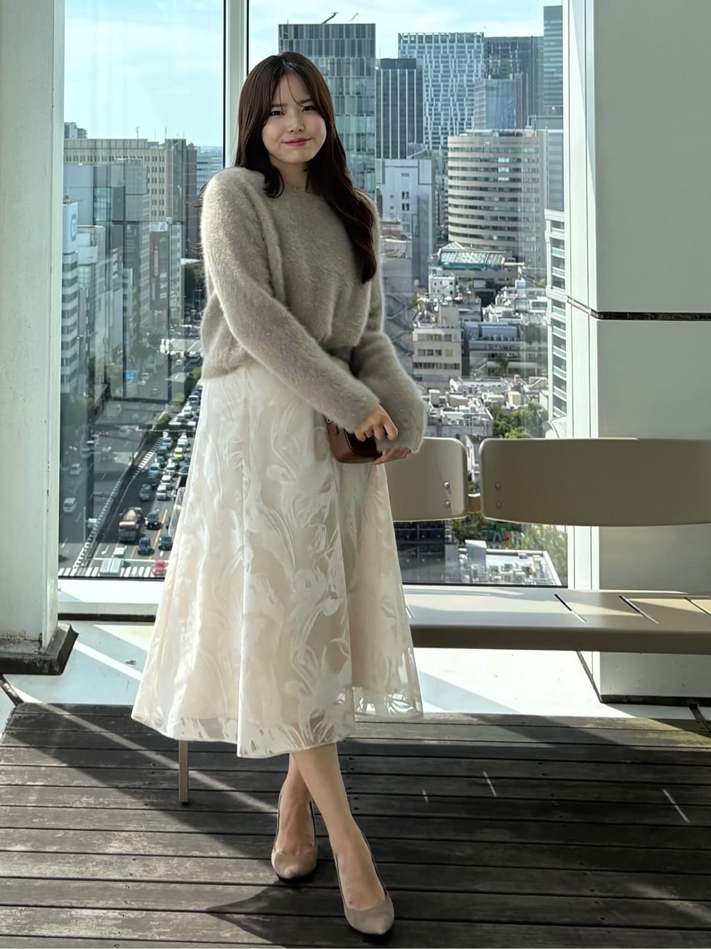 MISAKIさんの「COUP DE CHANCE｜【フォックス混】ショート丈ニットトップス」を使ったコーディネート