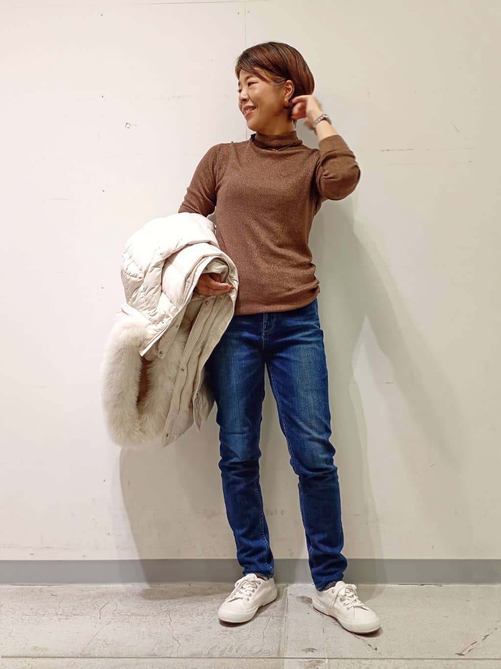 Kさんの「INDIVI｜【名品／撥水／抗菌防臭】ロング丈リサイクルダウンコート」を使ったコーディネート