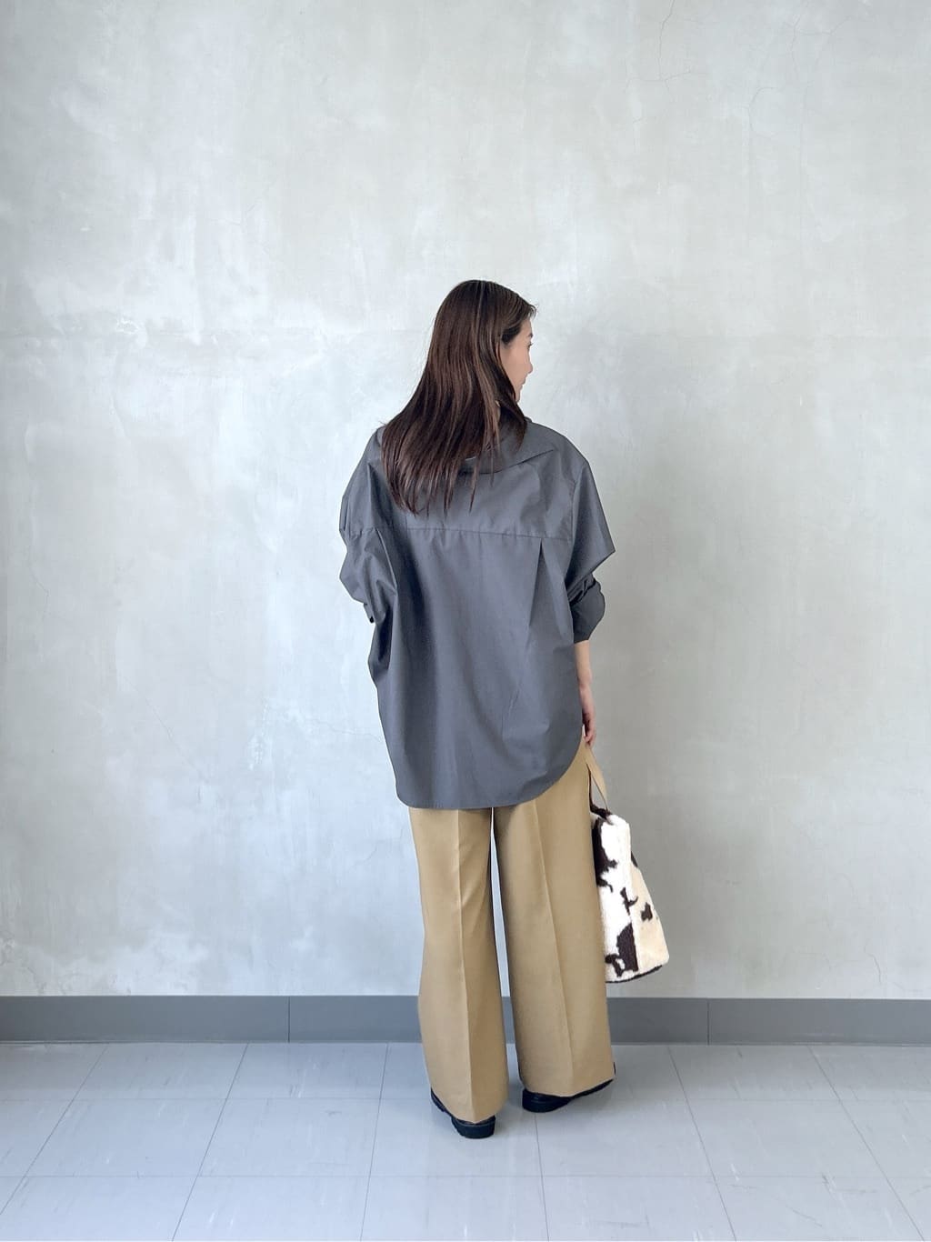 takaさんの「INDIVI｜Timeless｜モードスラックス」を使ったコーディネート