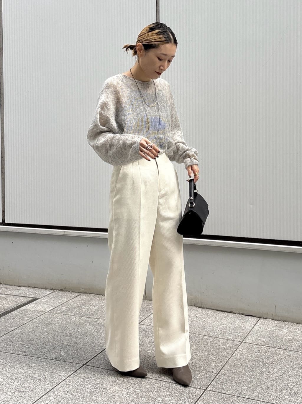 kotakiさんの「INDIVI｜【キッドモヘヤ素材】ラウンドヘムニット」を使ったコーディネート