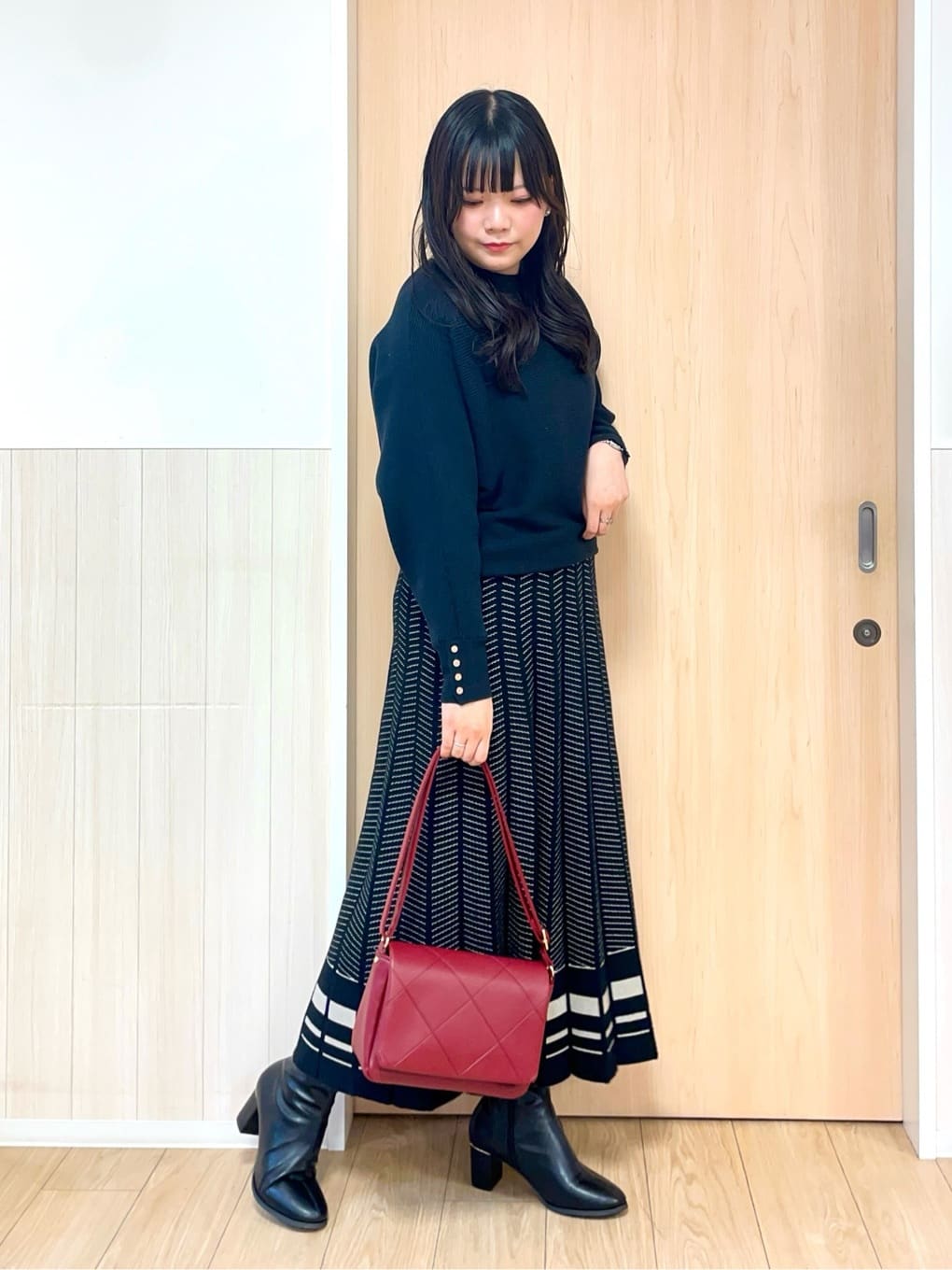 nanaseさんの「SHOO･LA･RUE｜ストレッチブーツ」を使ったコーディネート