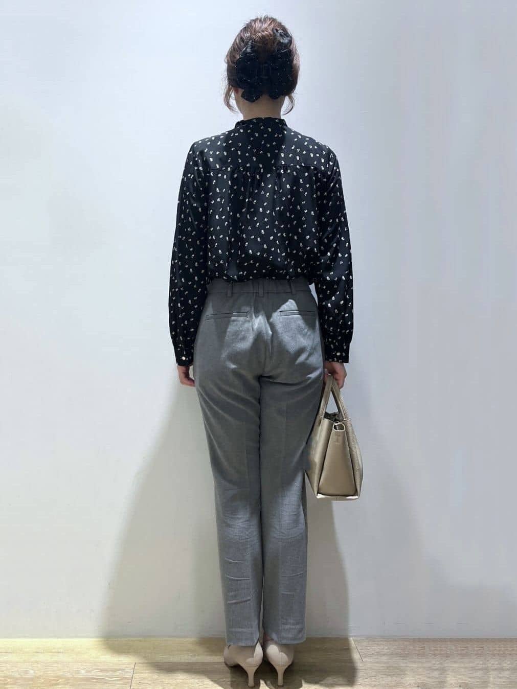 Mimさんの「index｜アシンメトリーレイヤードボウタイブラウス【洗濯機OK／イージーアイロン／防シワ】《XS～3L》」を使ったコーディネート
