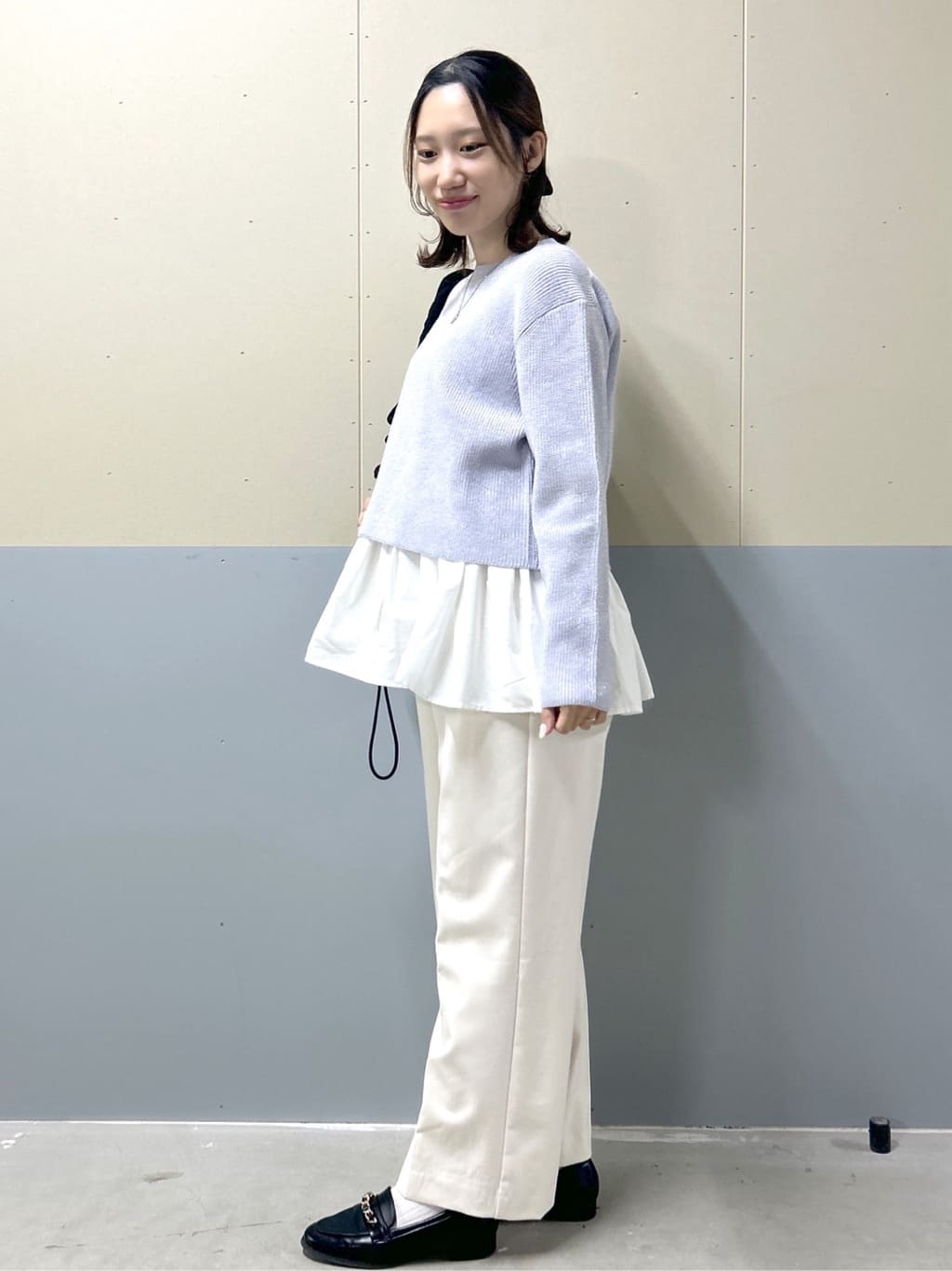 akkyさんの「OPAQUE.CLIP｜《ツインセット》ショートラメニット&times;フレアタンクトップ【洗濯機OK】」を使ったコーディネート