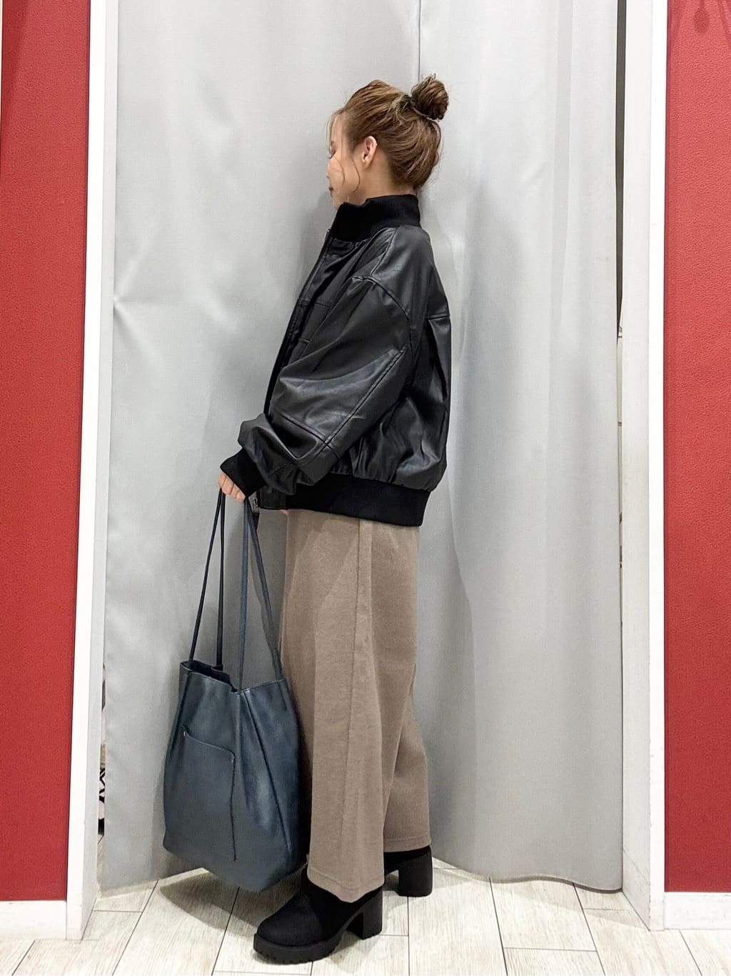 shioさんの「SHOO･LA･RUE｜【洗濯機可】美脚見え あったか圧縮ニット ガウチョパンツ」を使ったコーディネート