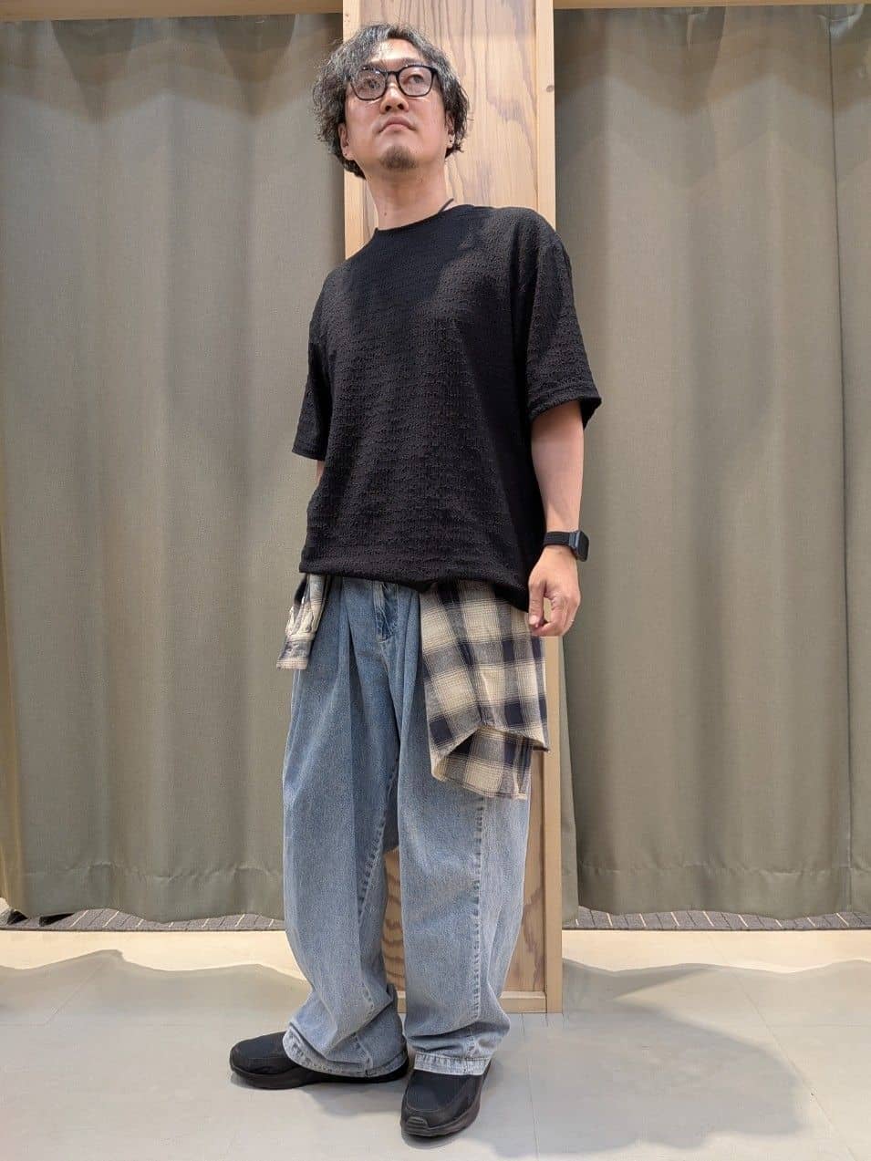 okcさんの「THE SHOP TK｜オンブレーチェックバンドカラーシャツ 【洗濯機OK】」を使ったコーディネート