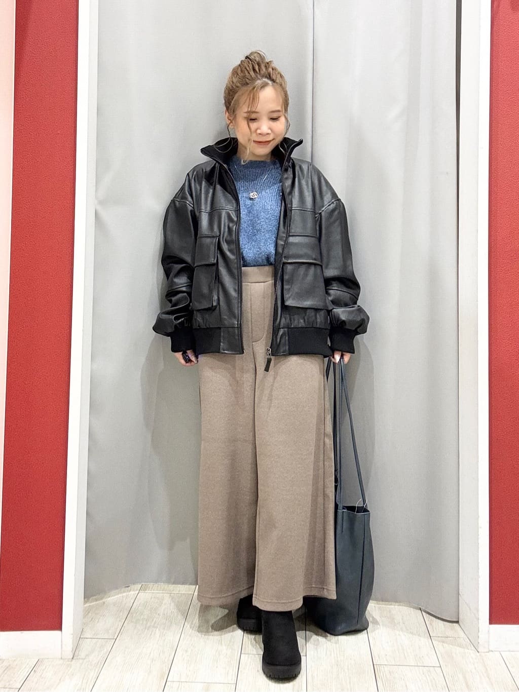 shioさんの「SHOO･LA･RUE｜【洗濯機可】美脚見え あったか圧縮ニット ガウチョパンツ」を使ったコーディネート
