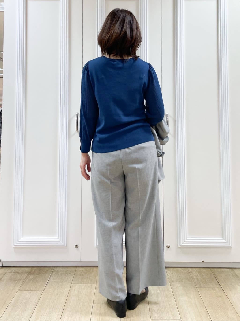 めいさんの「Reflect｜【秋映え◎】Vネック&times;メッシュスリーブニット」を使ったコーディネート