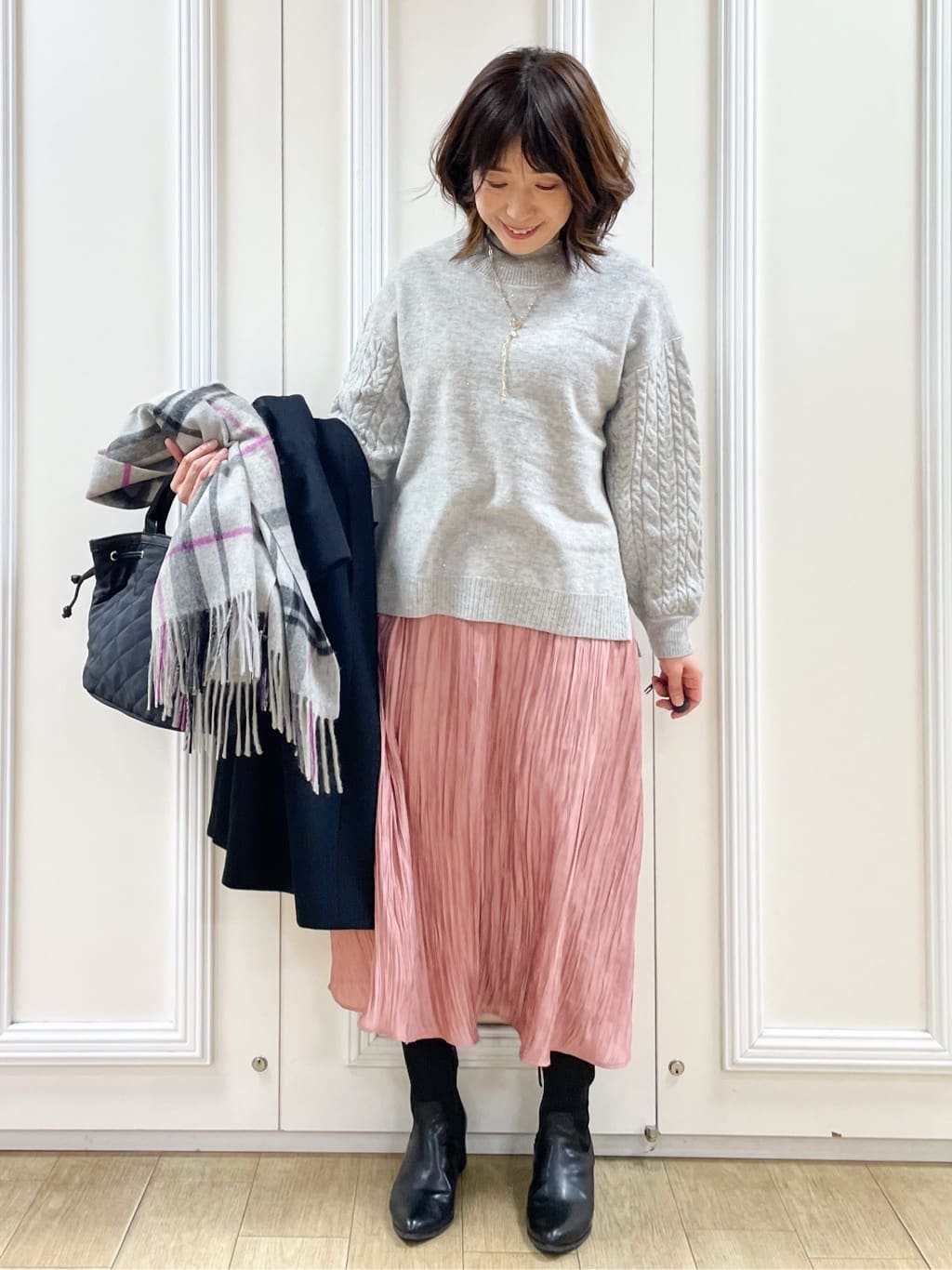 めいさんの「Reflect｜【気軽な羽織に◎】中綿キルティングショートコート」を使ったコーディネート
