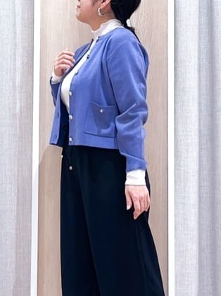 naoさんの「grove｜毎日にちょうどいい、テレコメロータートルネック」を使ったコーディネート