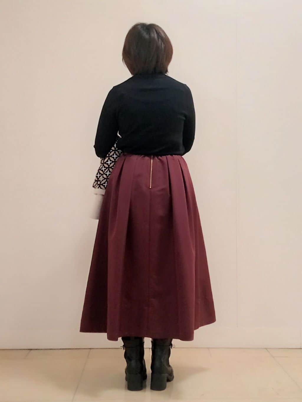 emiさんの「DRESSTERIOR｜フェイクファーコンビリサイクルレザートートバッグ」を使ったコーディネート