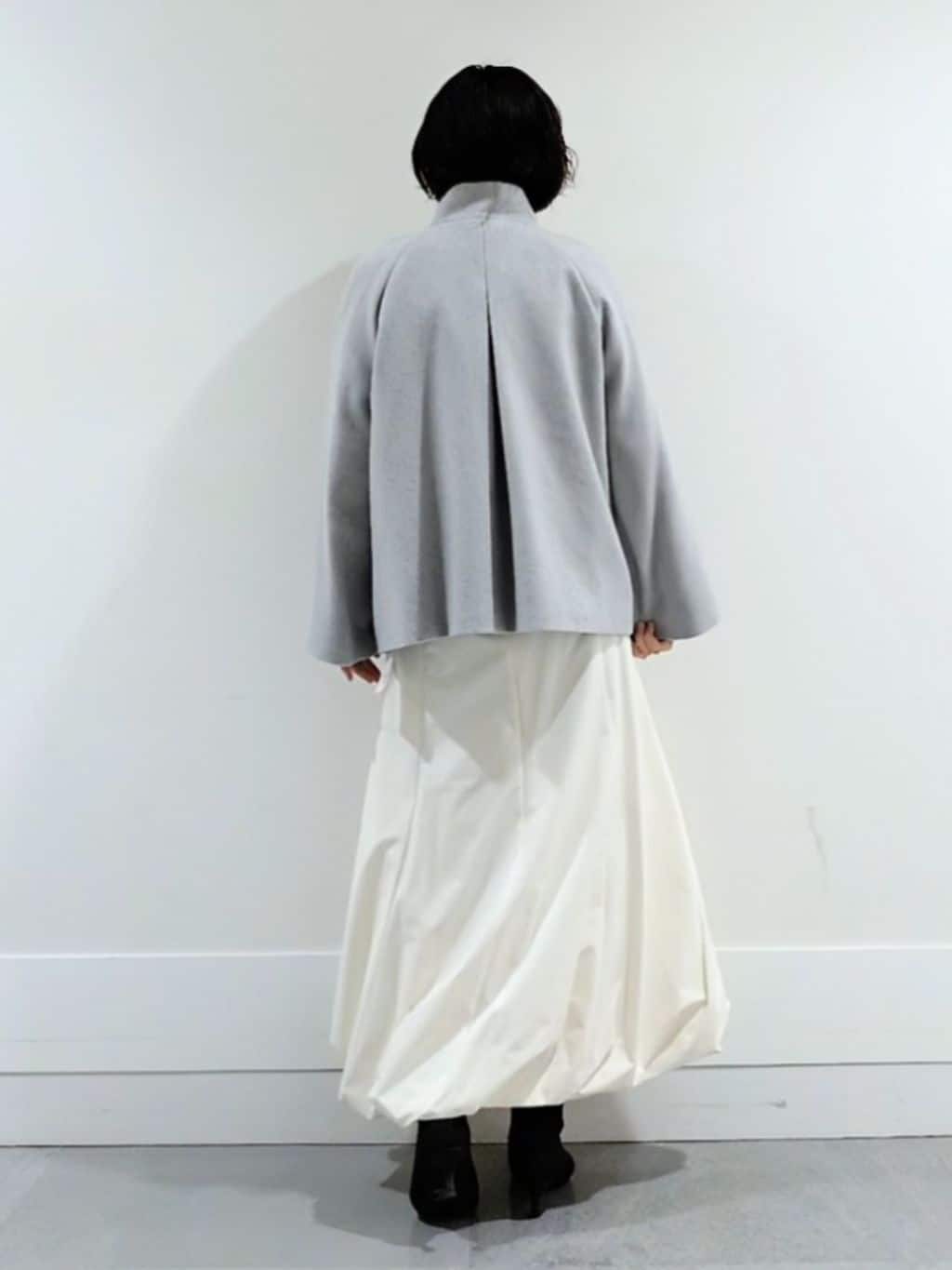 ミズタさんの「UNTITLED｜【セットアップ可/ゆったり】ウール混ラメニット」を使ったコーディネート