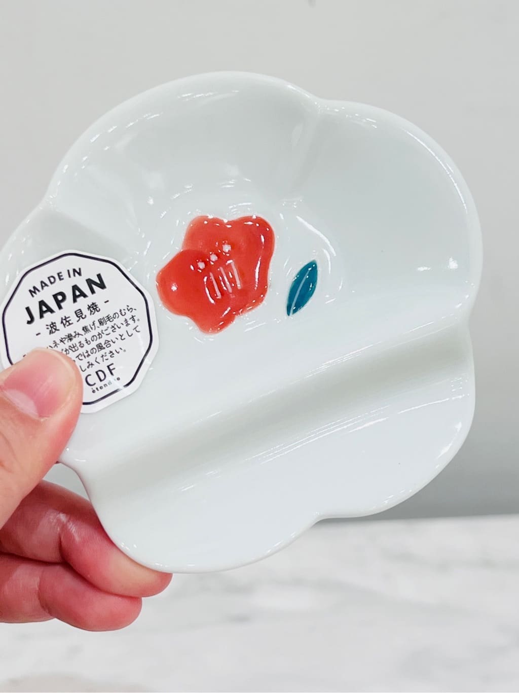 nagiさんの「212 KITCHEN STORE｜ニッポン絵皿 箸置き小皿 椿」を使ったコーディネート