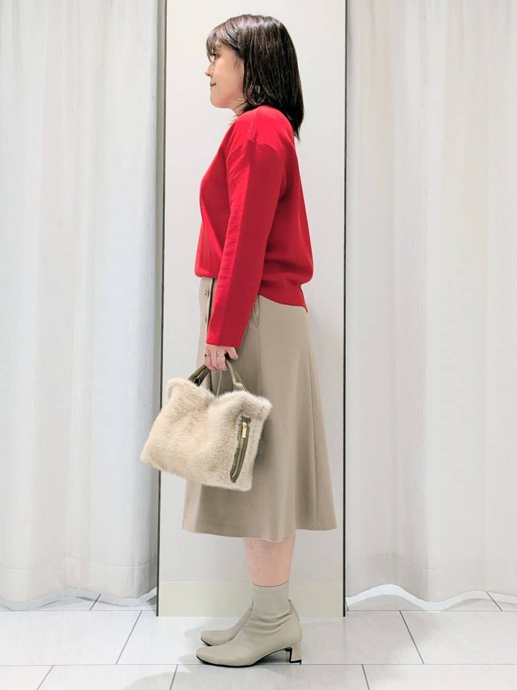 Onumaさんの「UNTITLED｜【着回しが効く／オンオフアウター】ウールショートコート」を使ったコーディネート
