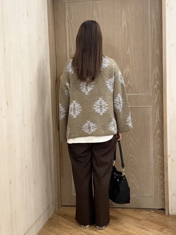 makuchanさんの「SHOO･LA･RUE｜羽織るだけでスタイリングの主役に 起毛柄カーディガン」を使ったコーディネート