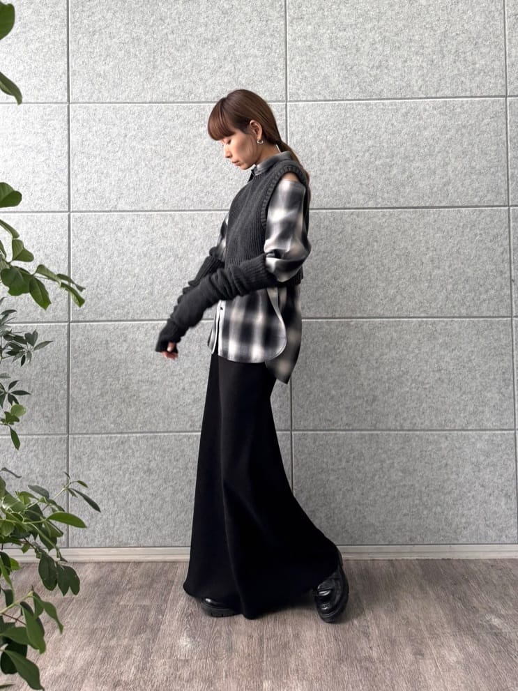 designer yukaさんの「CODE A｜shadow check over shirt」を使ったコーディネート