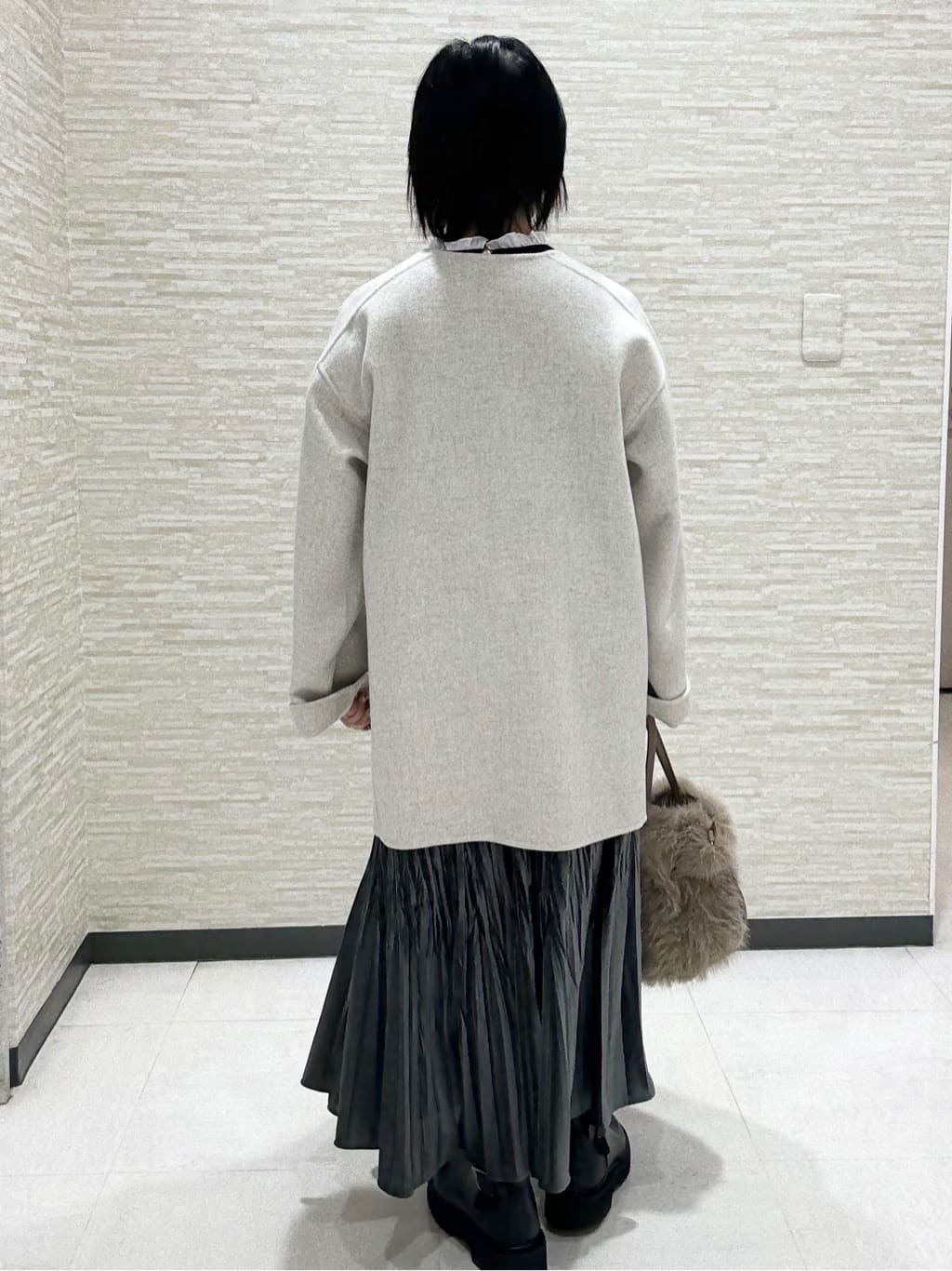KITAさんの「UNTITLED｜【ミディ丈/軽やか】セミラグランリバー コート」を使ったコーディネート