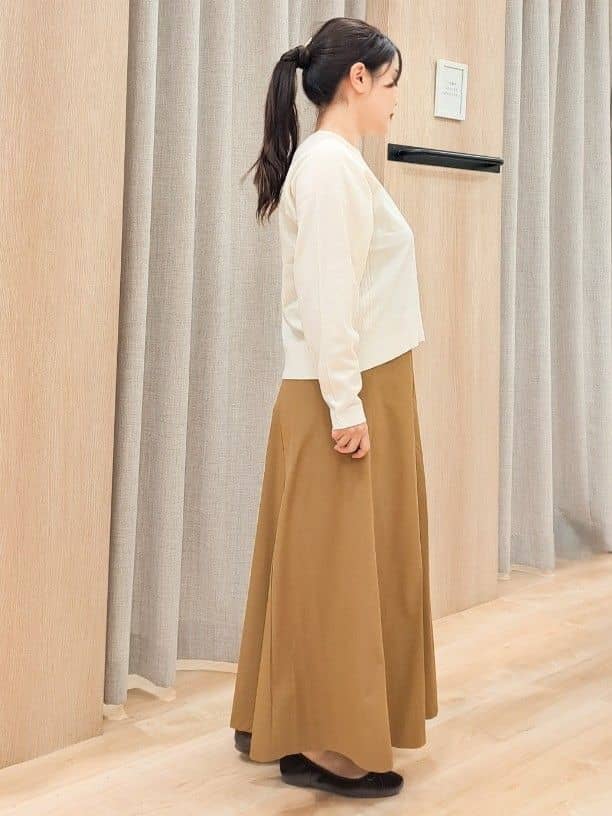 ふるさんの「grove｜最終お値下げ！！【洗える/毛玉軽減】天竺ラグランスリーブプルオーバー」を使ったコーディネート