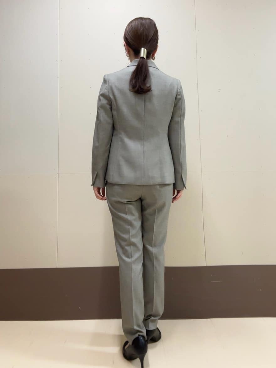 Atsumiさんの「UNTITLED｜【洗える/お仕事スーツ】ドライメランジ テーラードジャケット」を使ったコーディネート