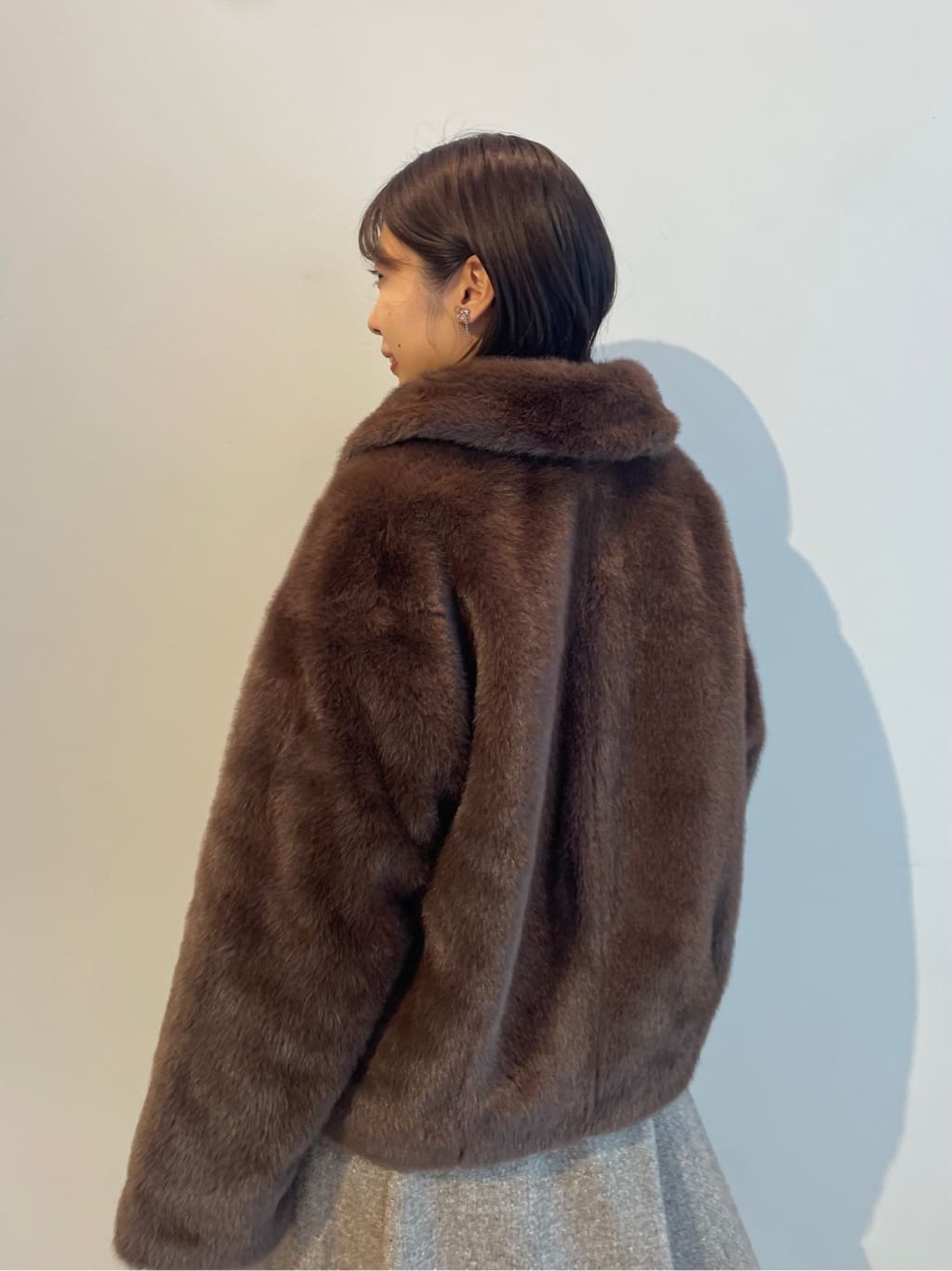 abeさんの「Couture brooch｜【通勤・大人上品】ラメツイード フレアスカート」を使ったコーディネート