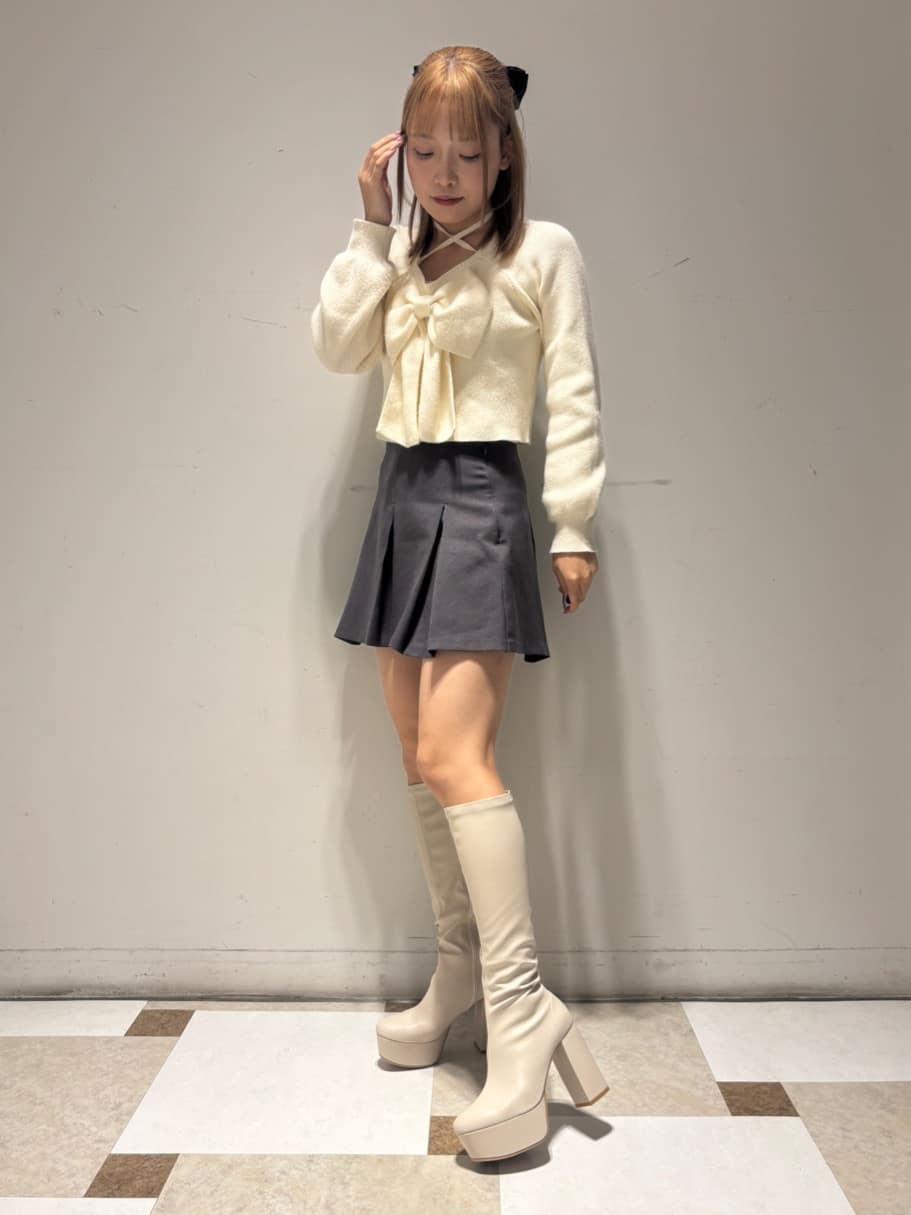 せらら⭐️さんの「ESPERANZA｜【ラク盛り/約12cm】ラク盛り厚底ロングブーツ」を使ったコーディネート