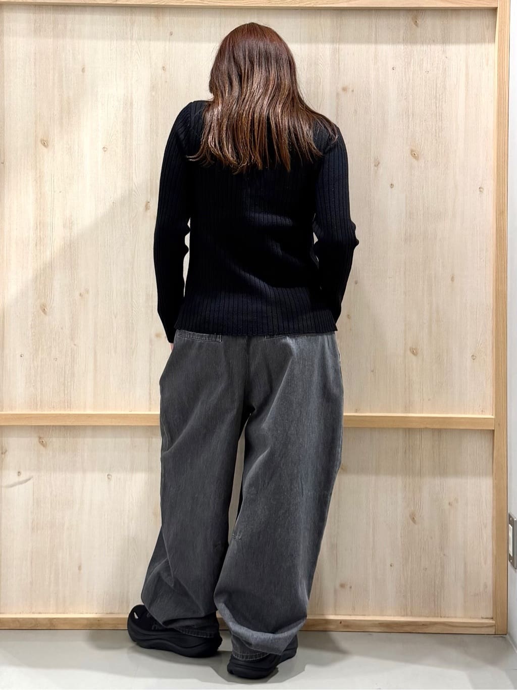 nanaさんの「THE SHOP TK｜【アンチピリング/静電気防止/洗える】ヘンリーレイヤードニット」を使ったコーディネート