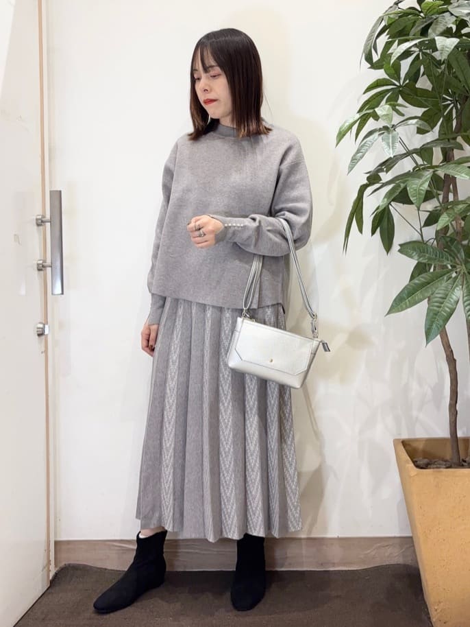 宗形さんの「SHOO･LA･RUE｜ストレッチローヒール」を使ったコーディネート