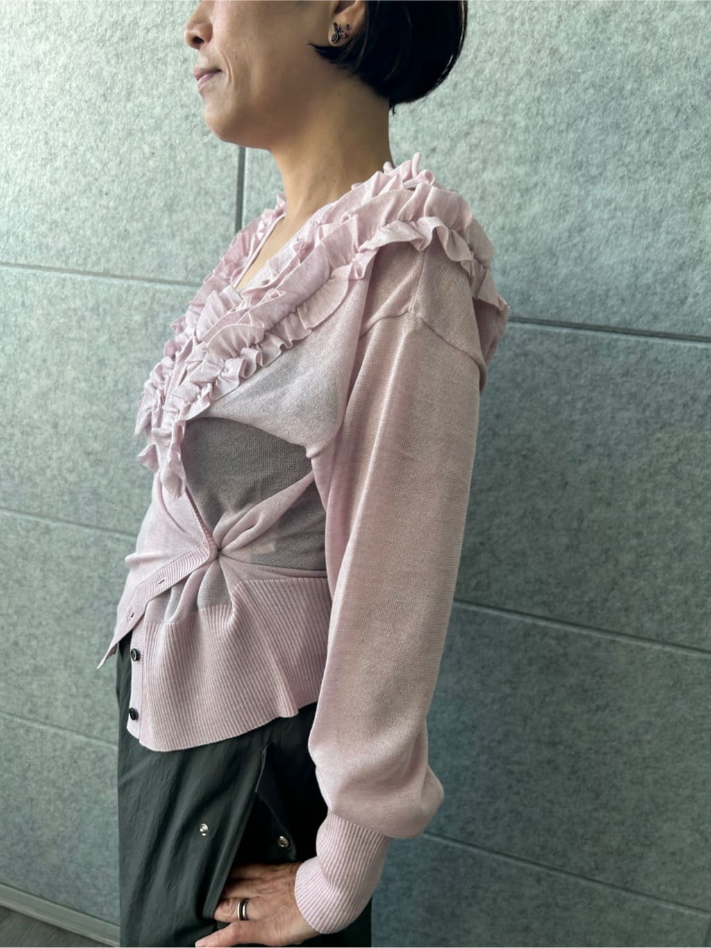 yukoさんの「CODE A｜3way frill cardigan」を使ったコーディネート
