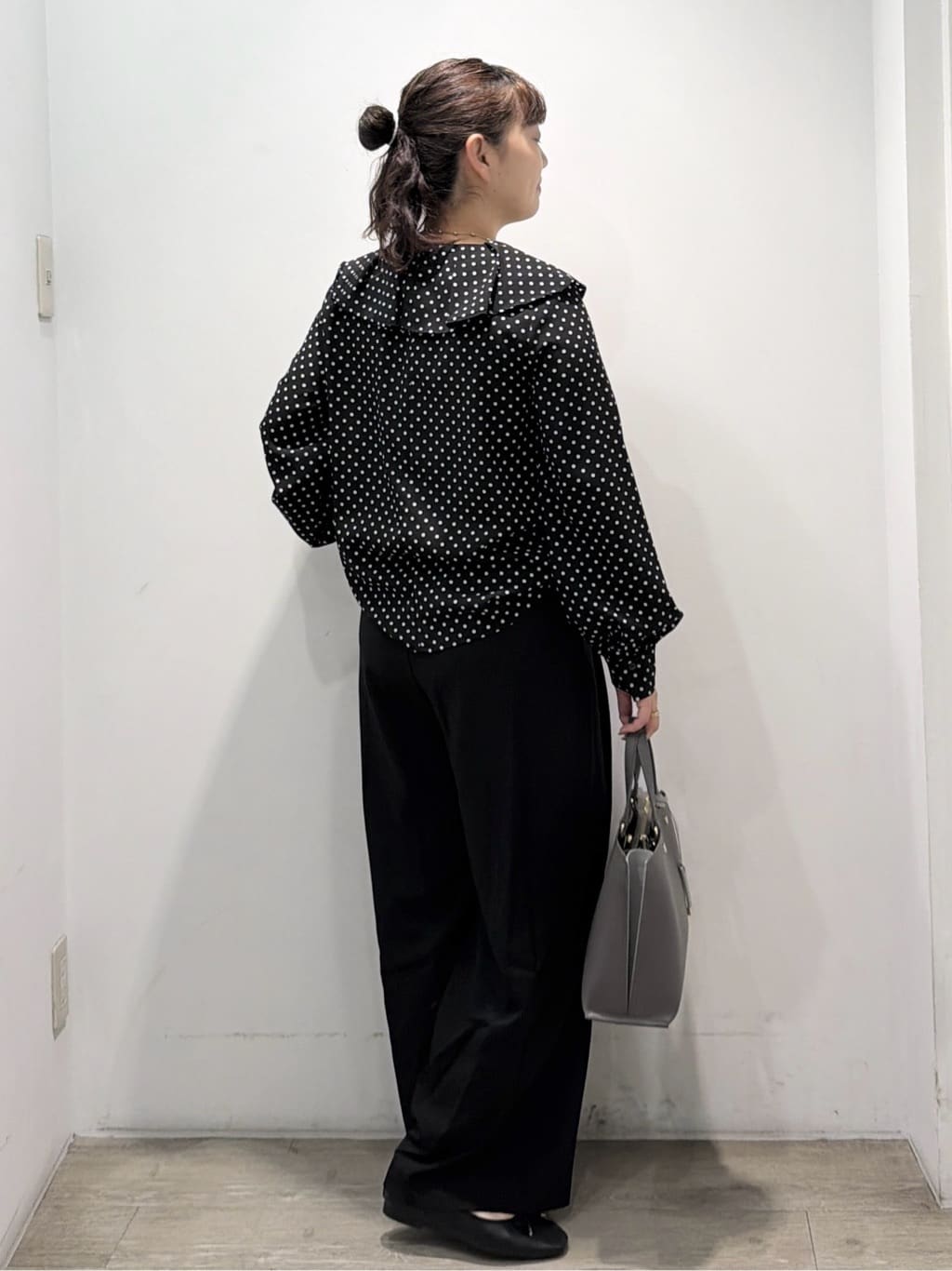 sumicaさんの「OPAQUE.CLIP｜タックデザインワイドパンツ【洗濯機OK】」を使ったコーディネート