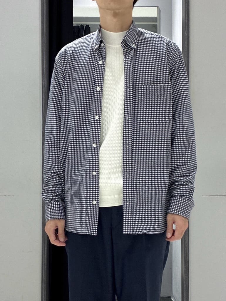 わいずみさんの「TAKEO KIKUCHI｜【抗菌防臭/シーズンレス】シアサッカーギンガムチェック ストレッチシャツ」を使ったコーディネート