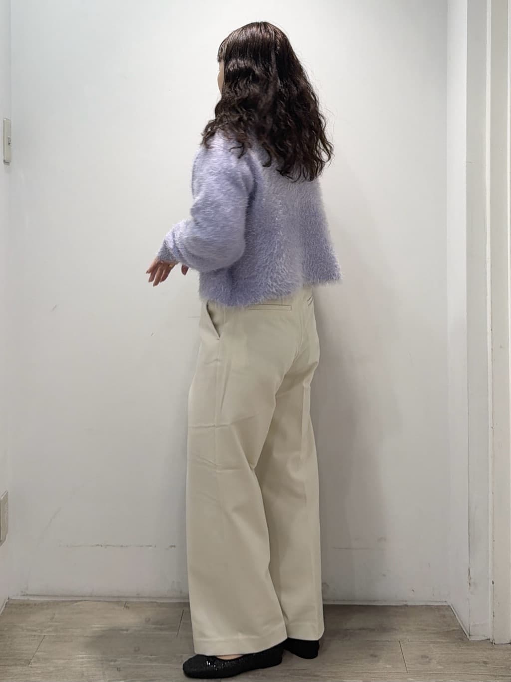 sumicaさんの「OPAQUE.CLIP｜ロングロゴTシャツ【洗濯機OK】」を使ったコーディネート