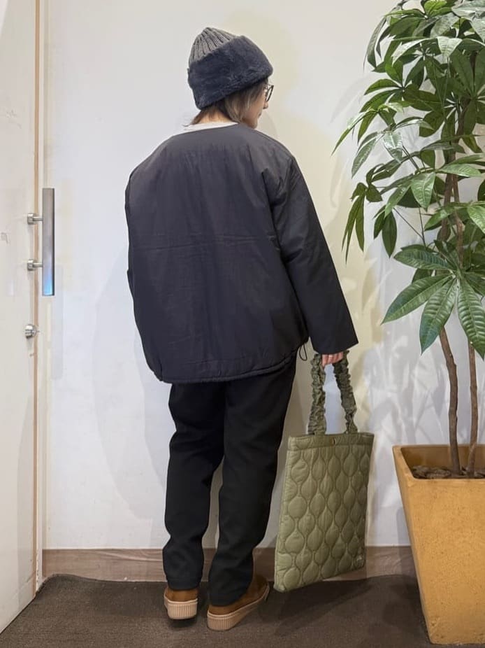 misakiさんの「SHOO･LA･RUE｜【洗濯機可/撥水/リバーシブル】 ノーカラー中綿ブルゾン」を使ったコーディネート