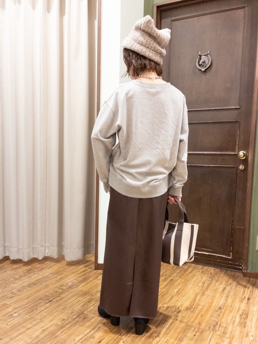 yukaさんの「SHOO･LA･RUE｜グラフィックアソート裏毛スウェット」を使ったコーディネート