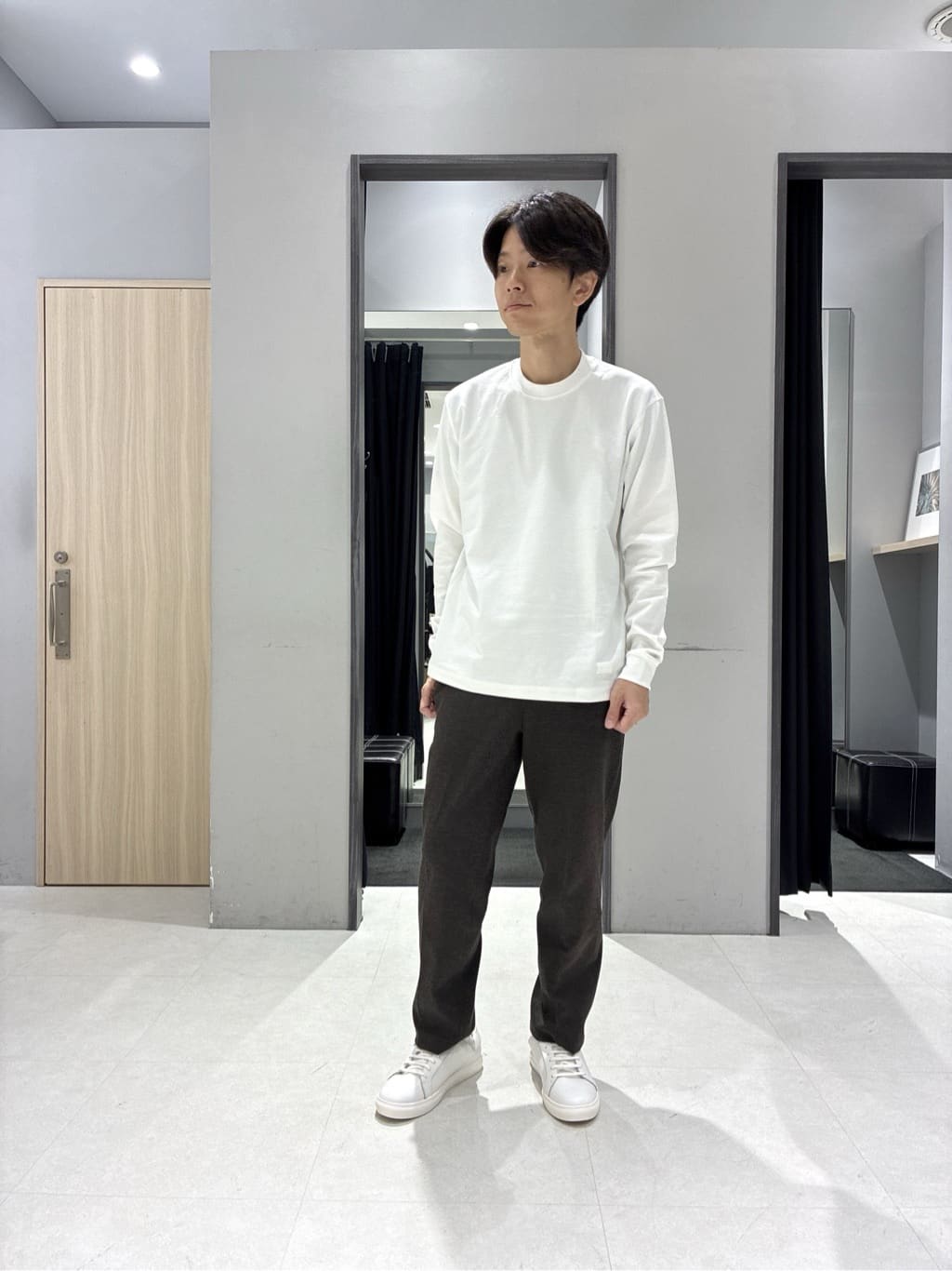 わいずみさんの「TAKEO KIKUCHI｜ストレッチ テーラードＴシャツ」を使ったコーディネート
