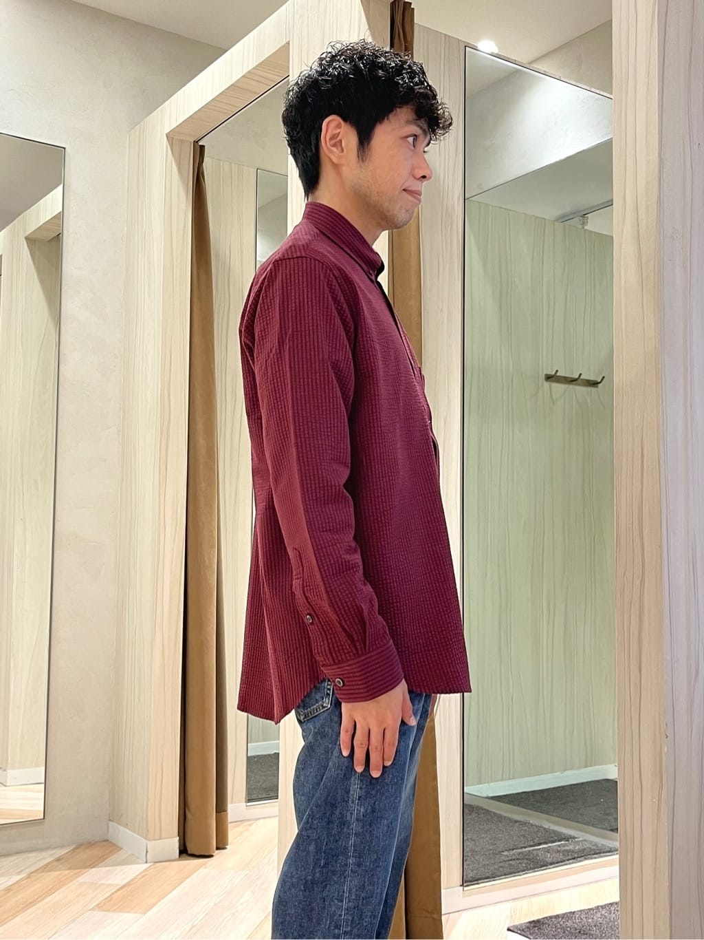 URAさんの「TAKEO KIKUCHI｜【Made in JAPAN】ビッグチェック＆スライドパズル柄 ニット」を使ったコーディネート