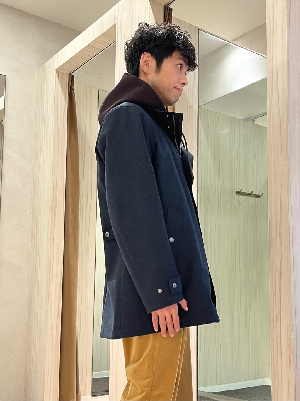 URAさんの「TAKEO KIKUCHI｜【3WAY】ドビー ダウンライナー付ブルゾン」を使ったコーディネート