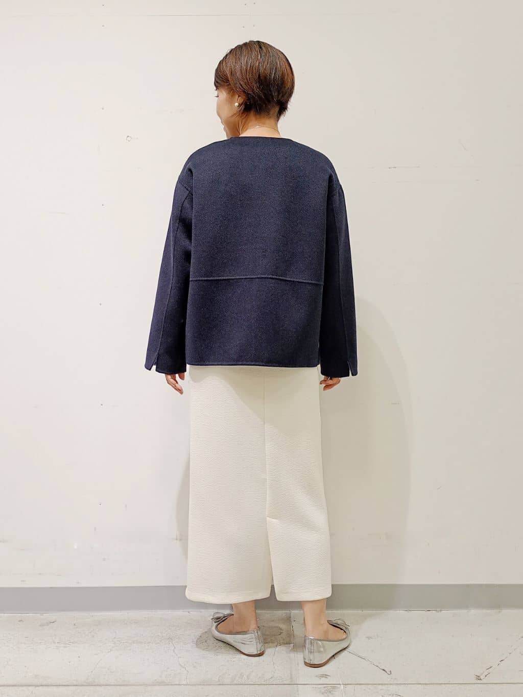 Kさんの「INDIVI｜【配色デザイン／ショート丈】ウールリバー ノーカラーコート」を使ったコーディネート