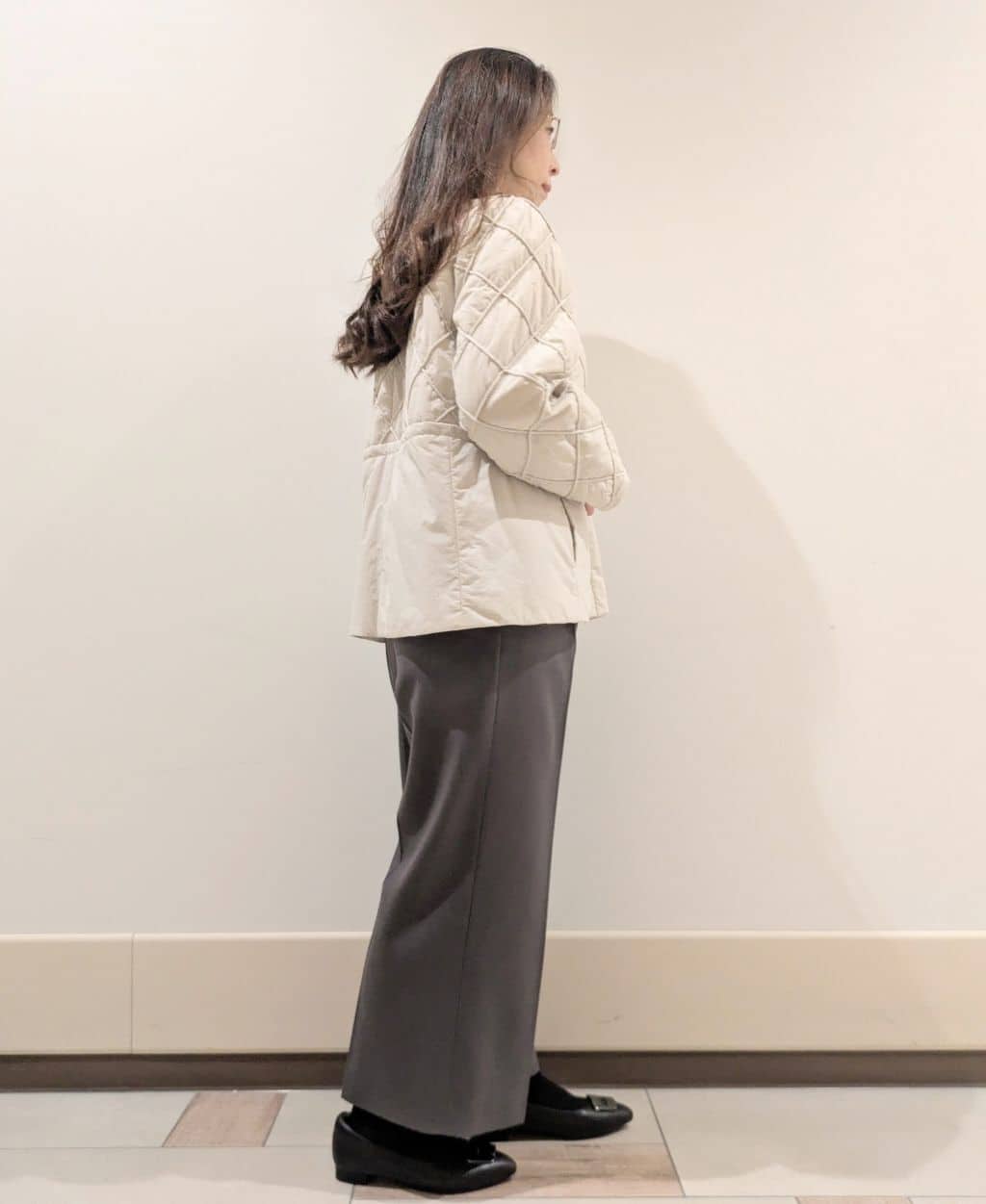 imamiさんの「Reflect｜【気軽な羽織に◎】中綿キルティングショートコート」を使ったコーディネート