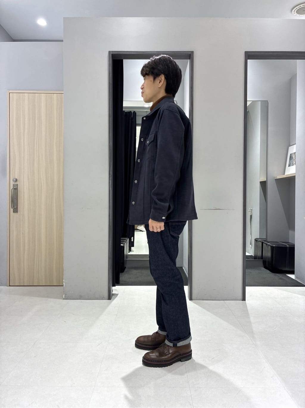 わいずみさんの「TAKEO KIKUCHI｜アンチピリング タートルネック ニット」を使ったコーディネート