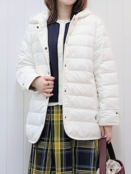 itoさんの「Dessin｜【撥水・2WAY】ミュラーダウンコートミドル丈」を使ったコーディネート