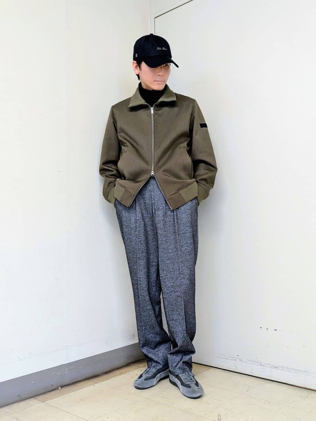 ryoさんの「TAKEO KIKUCHI｜【JUST ONE LAYER】ダウンファブリック ジップアップ リブ ブルゾン」を使ったコーディネート