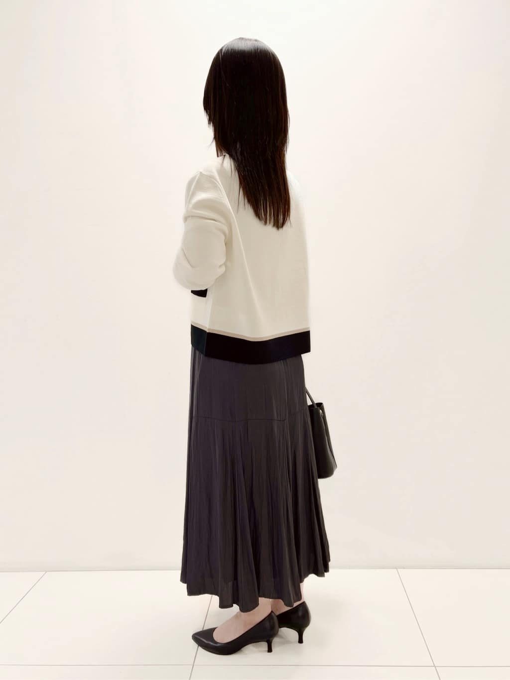 Ukiさんの「UNTITLED｜【洗える/1枚で着映え】ソフト裾フレアスカート」を使ったコーディネート