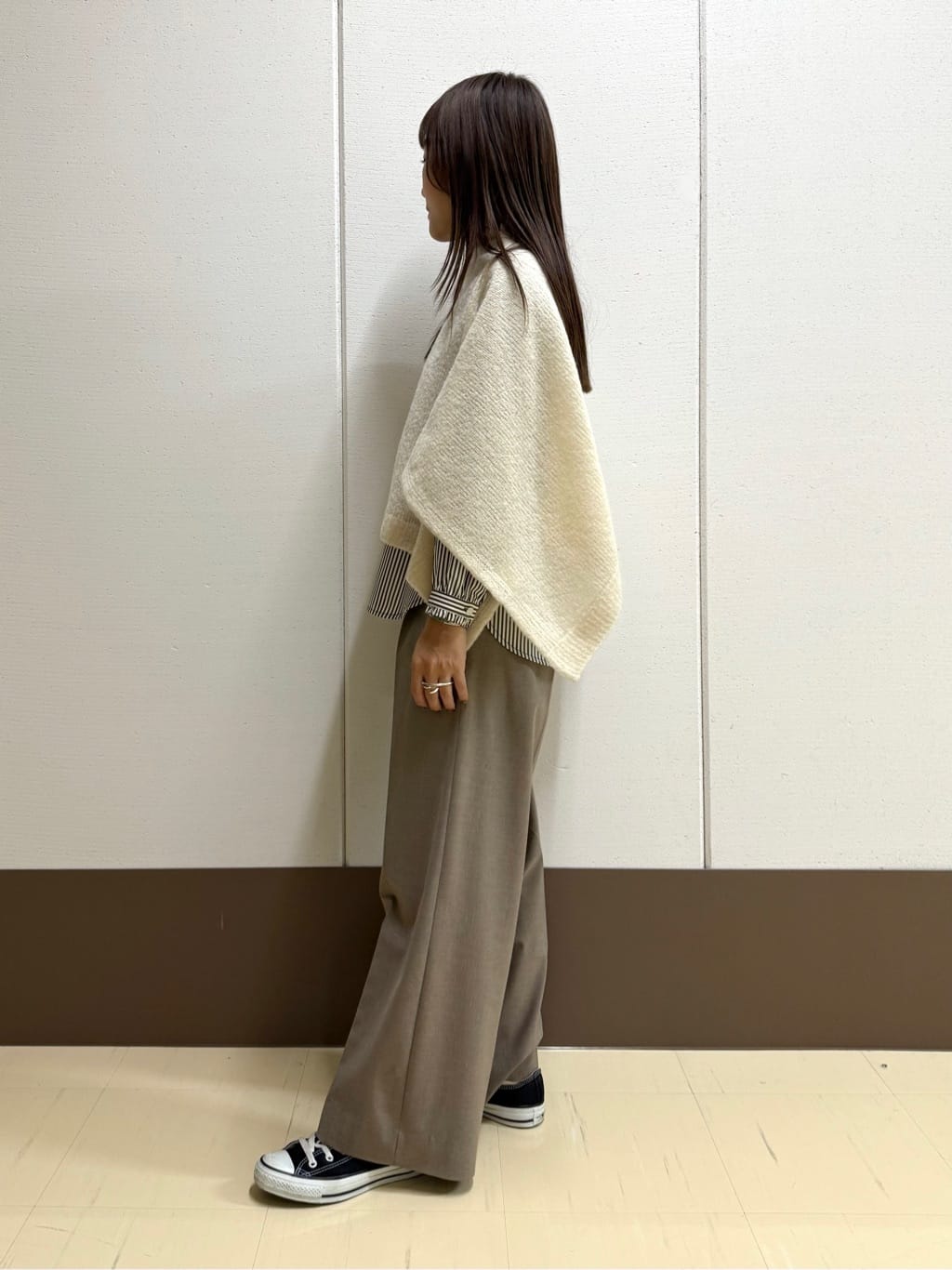 mamiさんの「INDIVI｜【褒められパンツ】ワンタックワイドパンツ」を使ったコーディネート