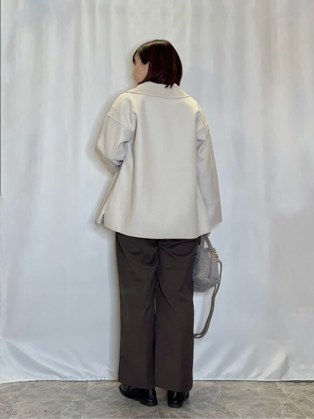ネリさんの「SHOO･LA･RUE｜【洗濯機可/S-LL/高レビュー】上品シルエットで美しい イージーワイドパンツ」を使ったコーディネート