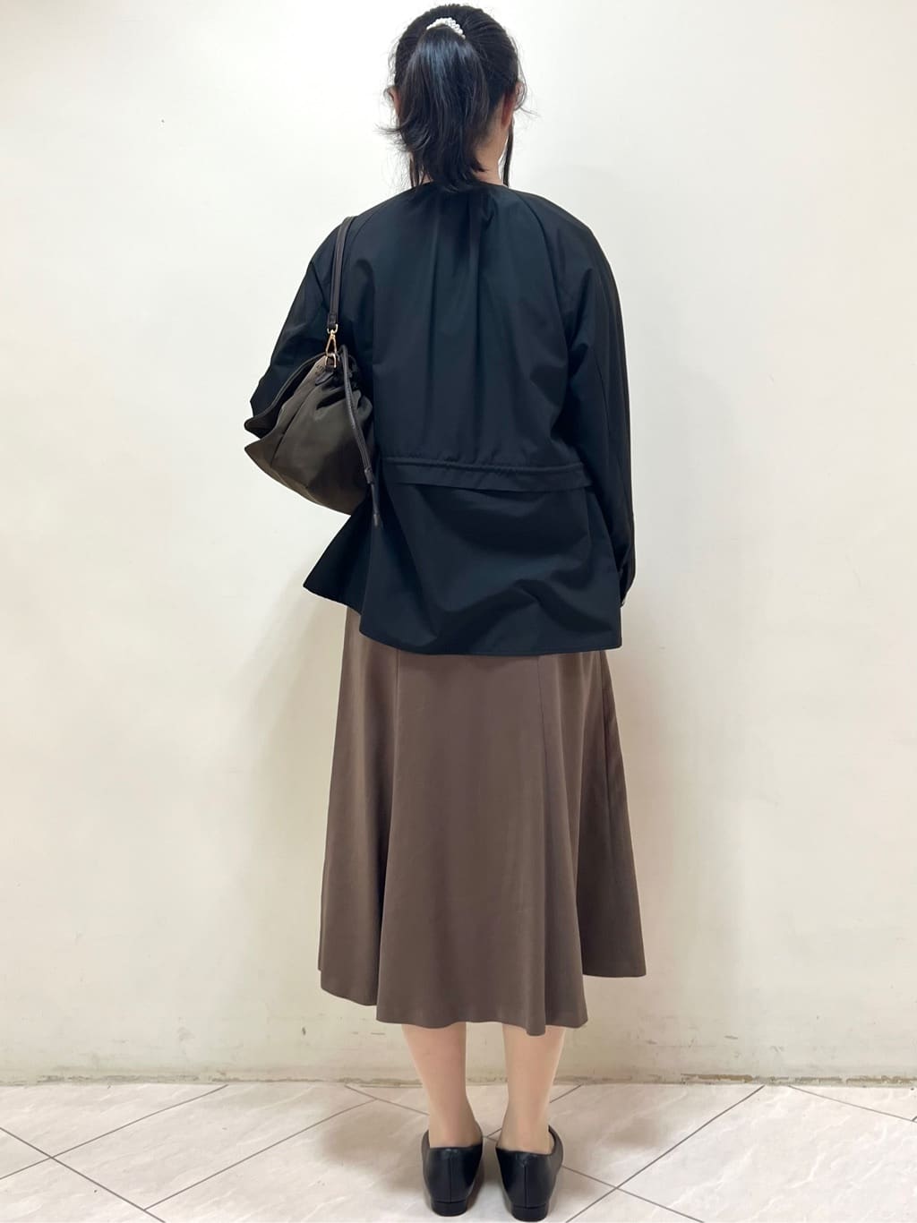 yanaさんの「Reflect｜【パンツにもスカートにも合わせやすい◎】ライティブルゾン」を使ったコーディネート