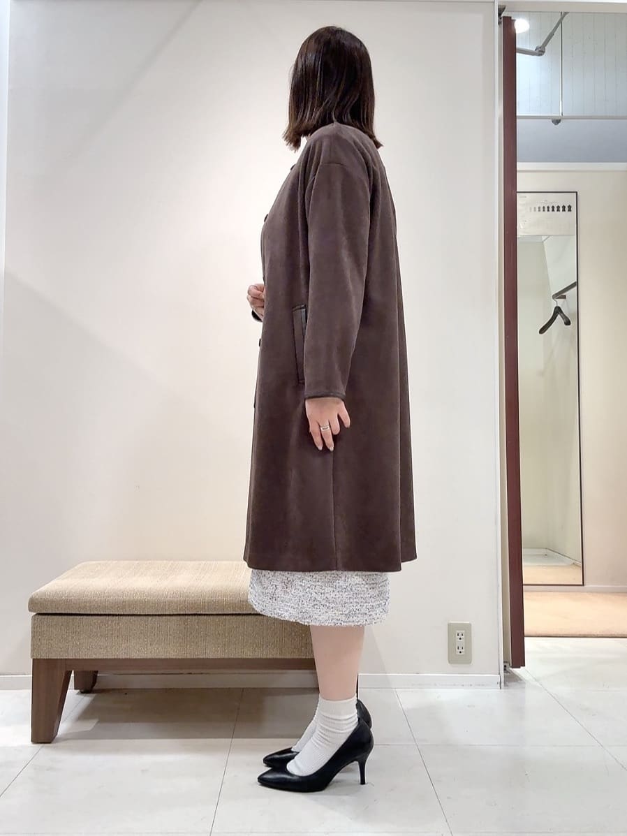 YUIさんの「UNTITLED｜【洗える/軽羽織り】マシュマロタッチ　スエード調コート」を使ったコーディネート