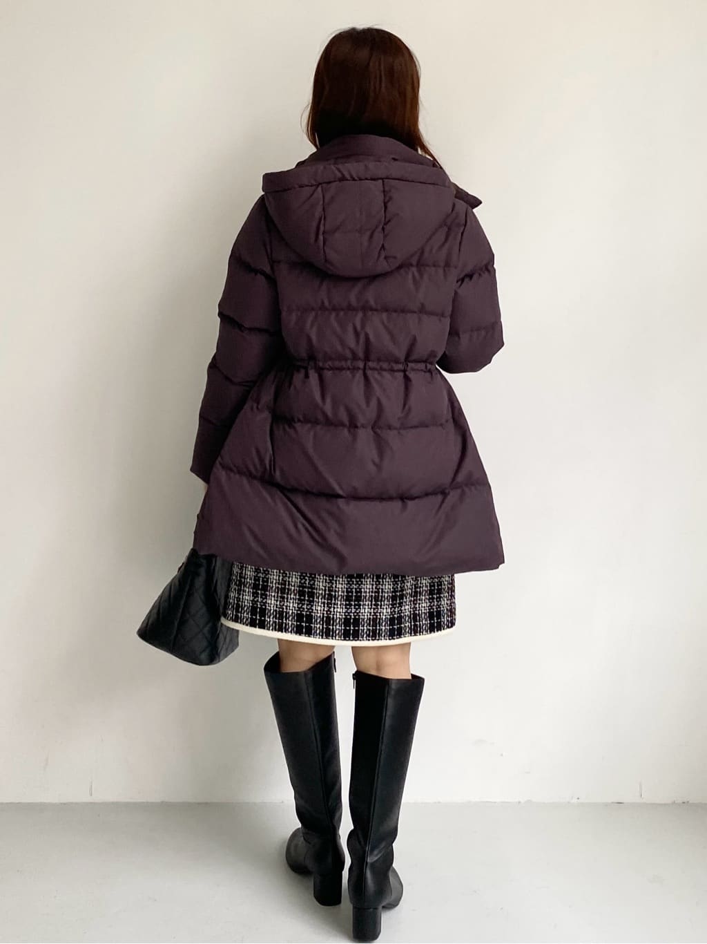 みさかさんの「index｜KAWADAダウンドロストミドルコート【撥水／洗濯機OK／2WAY／静電気防止裏地】《XS～3L》」を使ったコーディネート