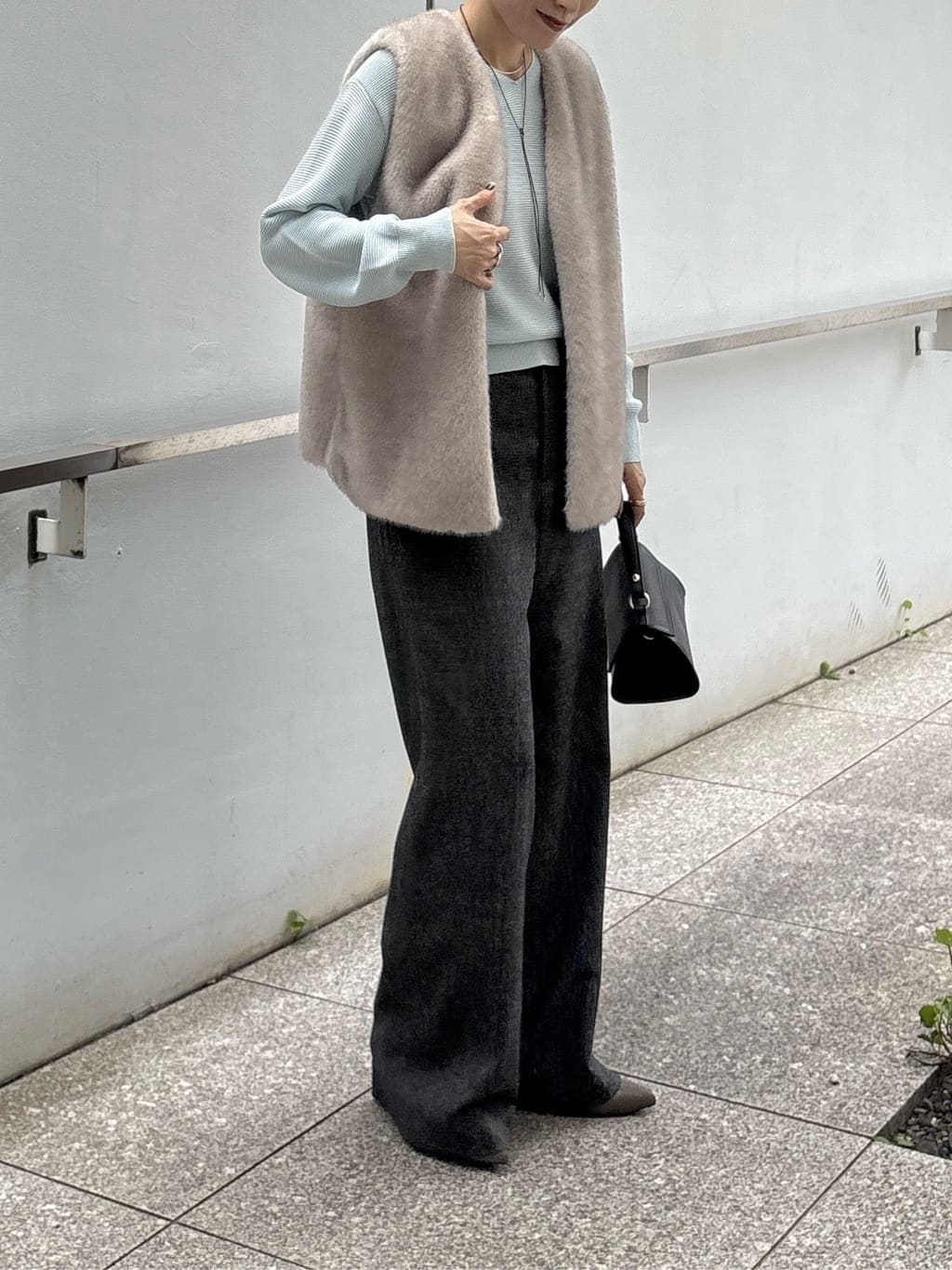 kotakiさんの「INDIVI｜ミンク調フェイクファージレ」を使ったコーディネート